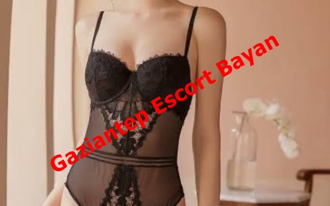 Advertisement for Gaziantep Escort Bayan featuring a woman in black lace lingerie.